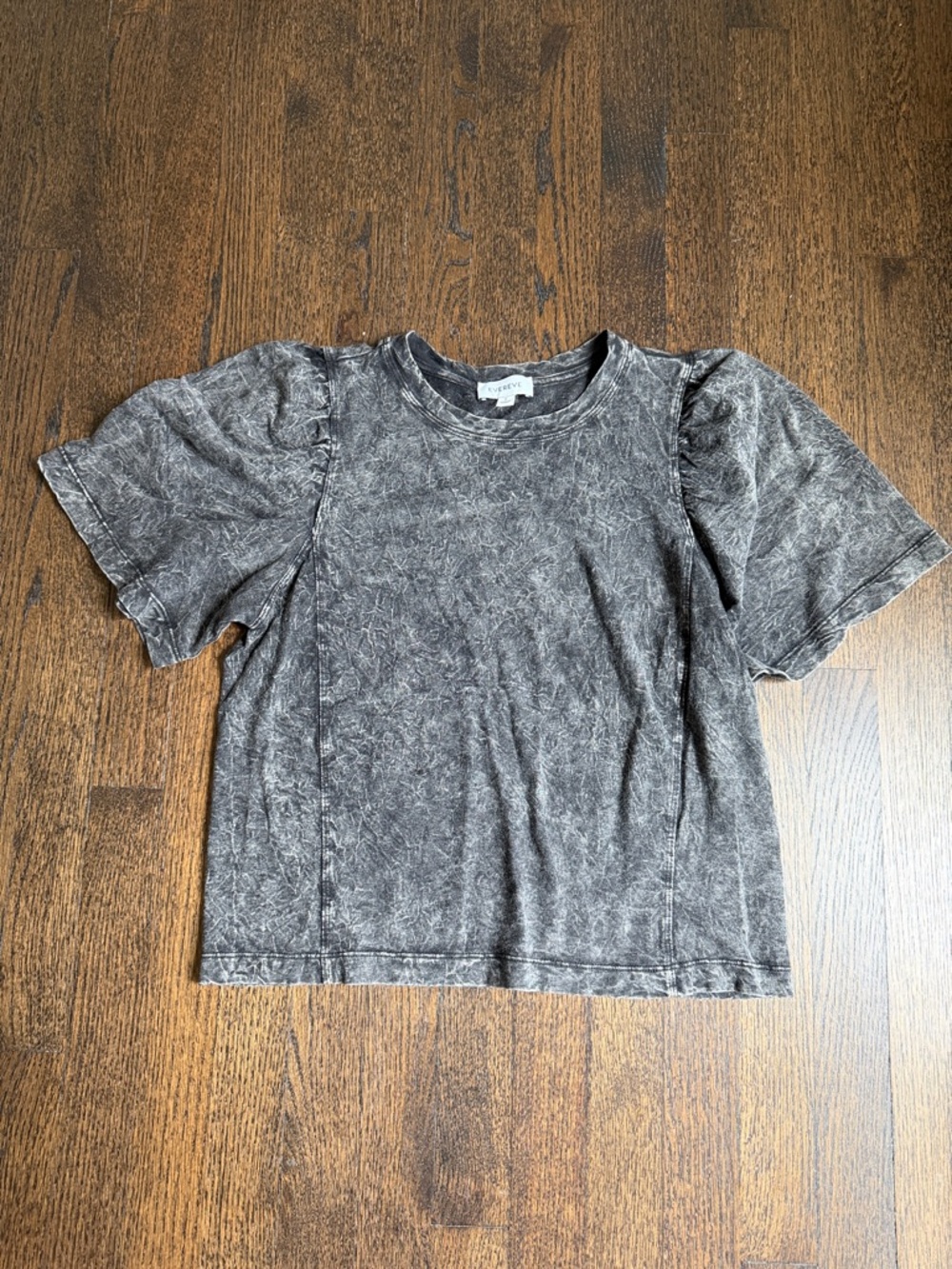 Evereve tee.